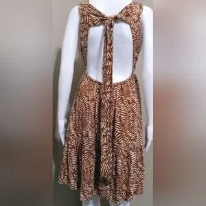 chinese dress ladies House of Harlow 1960 Women's Dress, Brown Multi, M at Amazon Women's  Clothing store